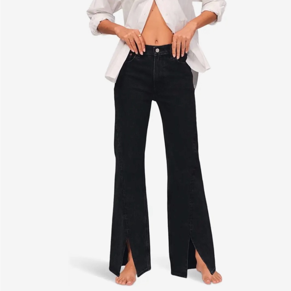 Abercrombie &Fitch The 90s Relaxes Jean High Rise